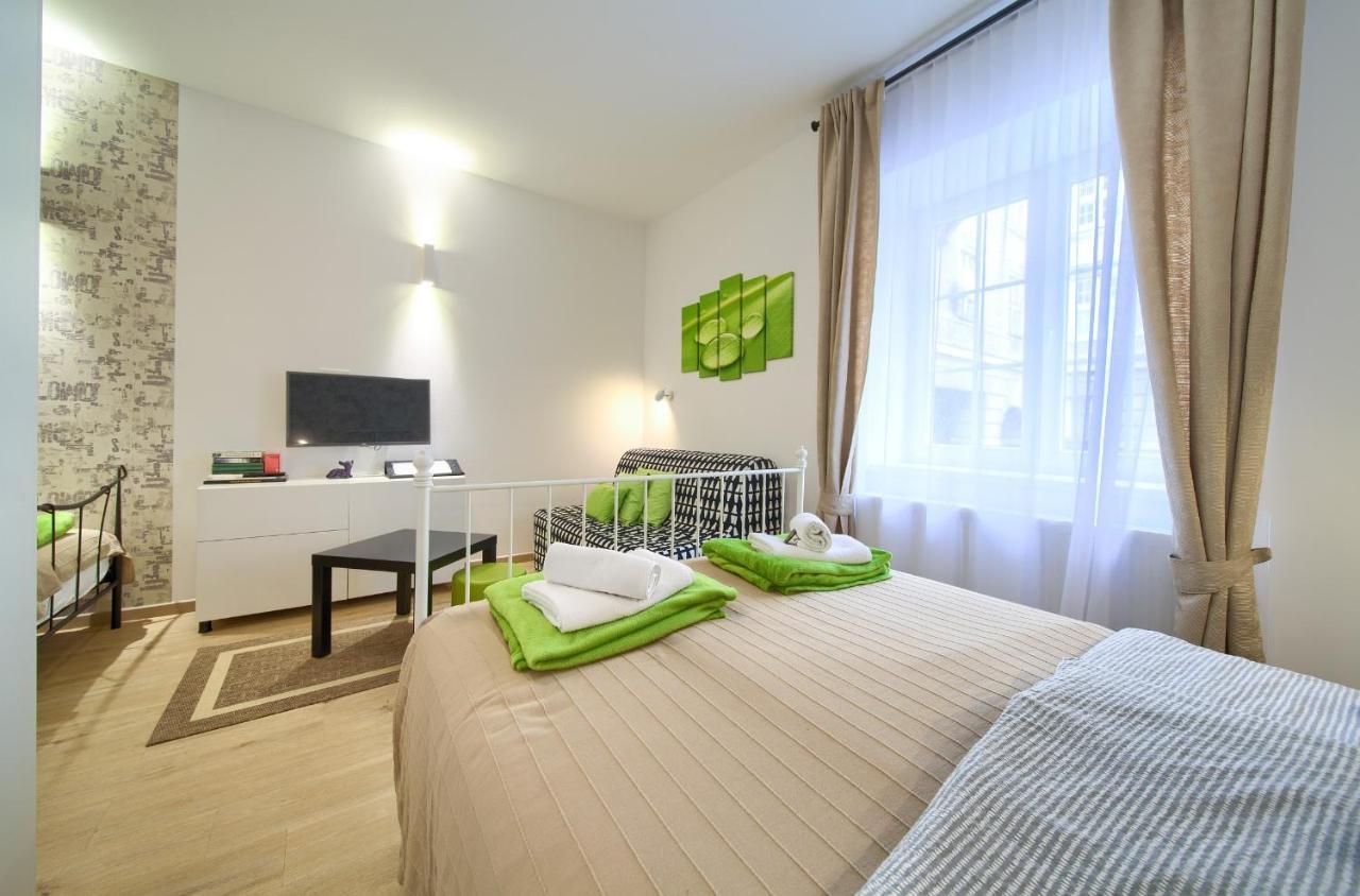 Logo Apartments 5 Min Walk To Main Square زغرب المظهر الخارجي الصورة
