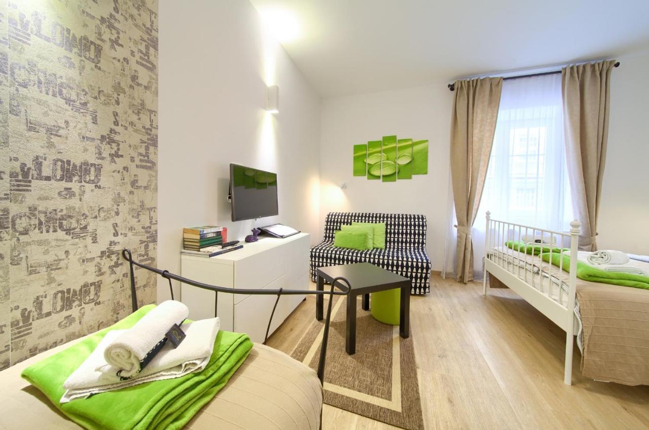 Logo Apartments 5 Min Walk To Main Square زغرب المظهر الخارجي الصورة