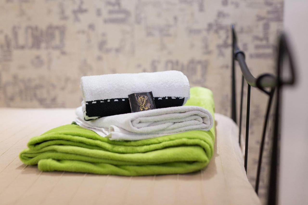 Logo Apartments 5 Min Walk To Main Square زغرب المظهر الخارجي الصورة