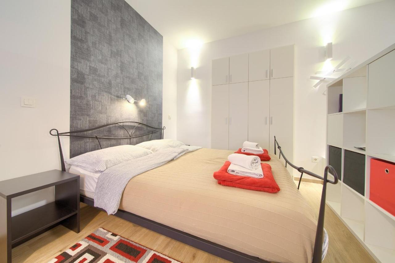 Logo Apartments 5 Min Walk To Main Square زغرب المظهر الخارجي الصورة