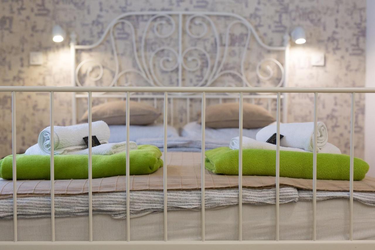Logo Apartments 5 Min Walk To Main Square زغرب المظهر الخارجي الصورة